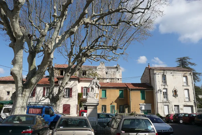 Place à Cabannes (Bouches-du-Rhône, France)