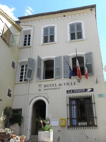 Mairie de Montferrat (83)